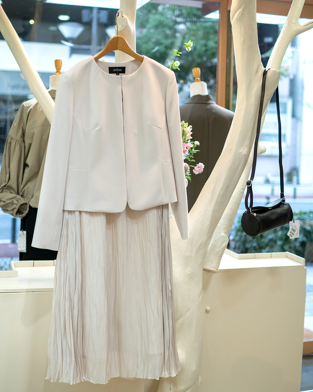 セレモニースーツ