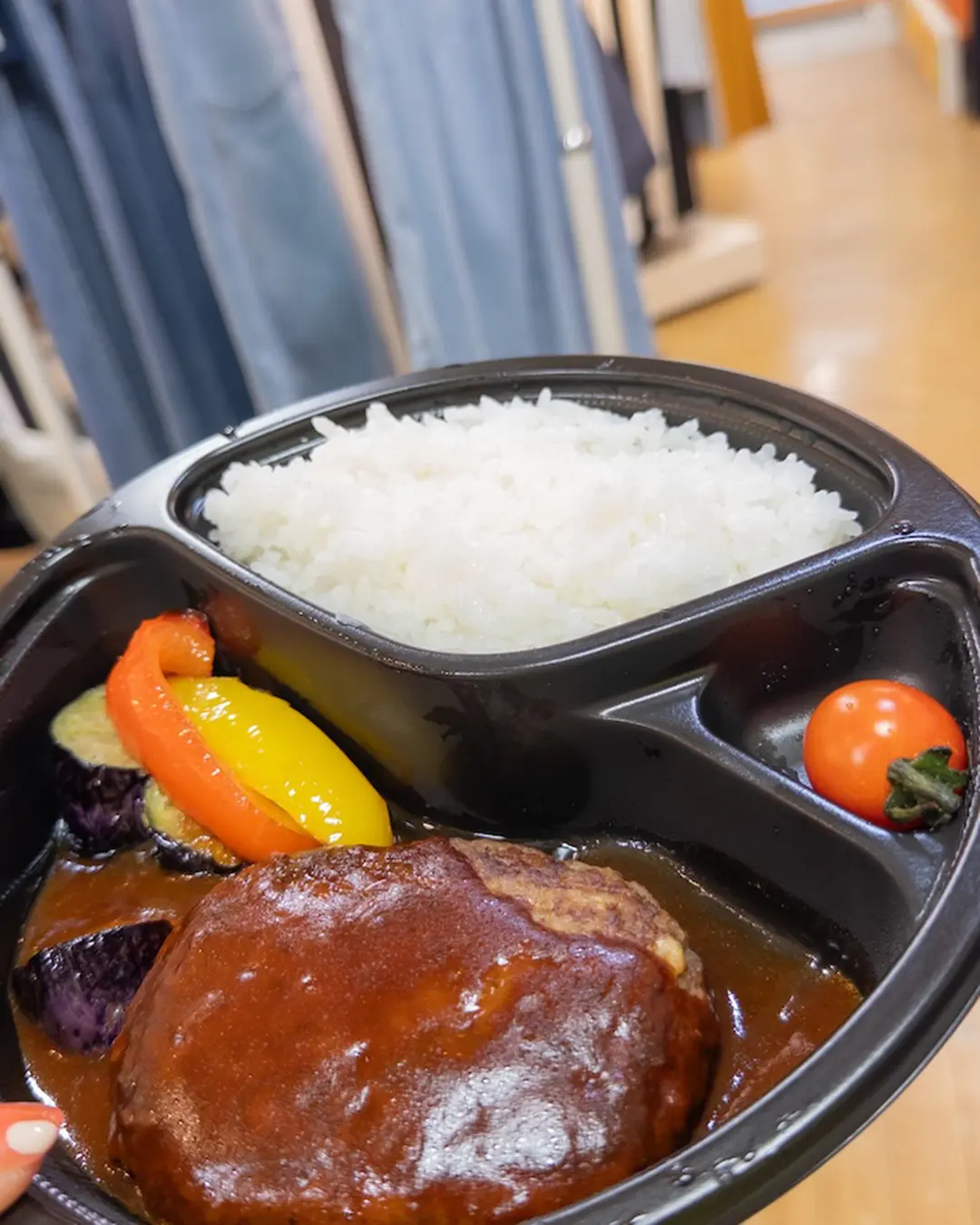 七日町kitoneのハンバーグ弁当