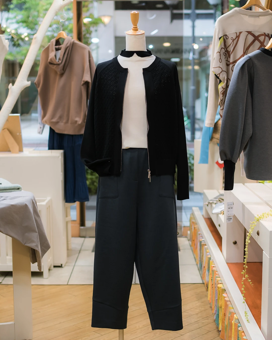 CO&76 ダウンインファブリック 裾切替のバレルシルエット　コン